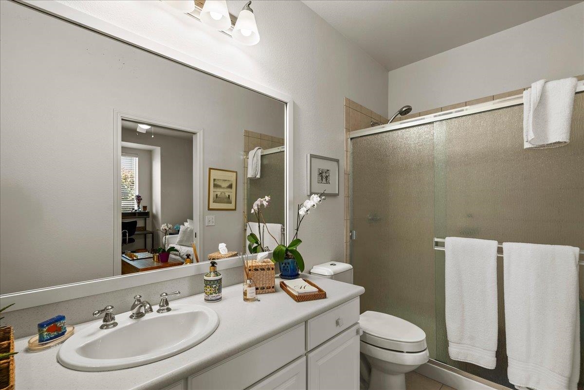 46 Kuinehe Pl Unit: 18