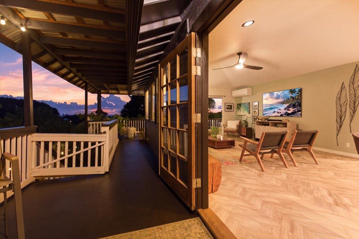 19 Hoolalei Way