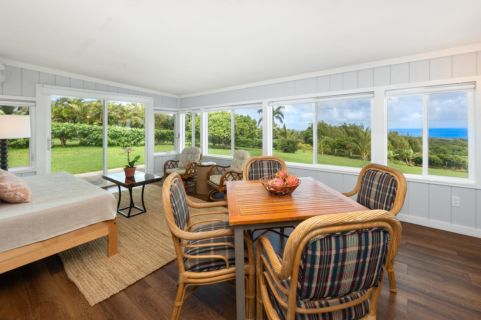 820 W Kuiaha Rd Unit: A