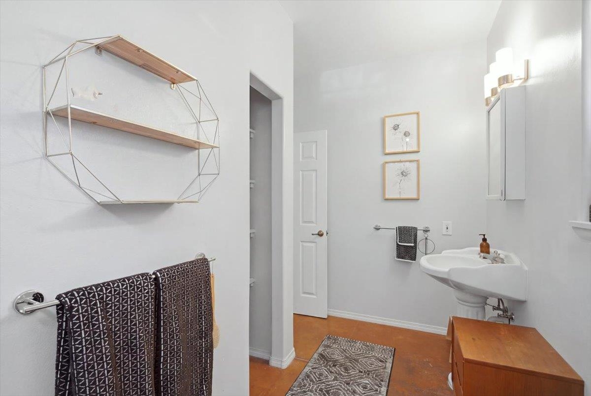 568 Hana Hwy Unit: B
