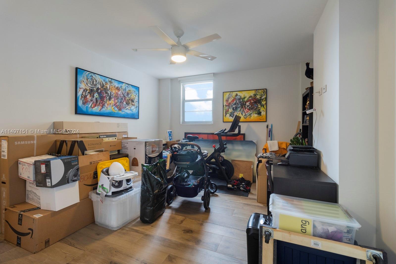 90 Edgewater Dr # 804