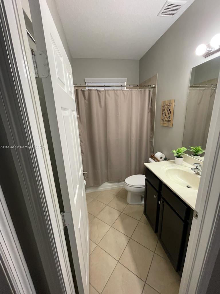 3506 W 86th Ter