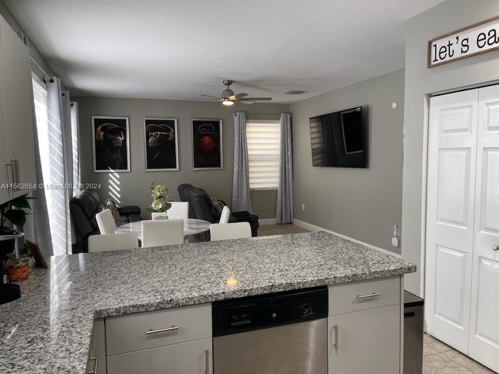 3506 W 86th Ter