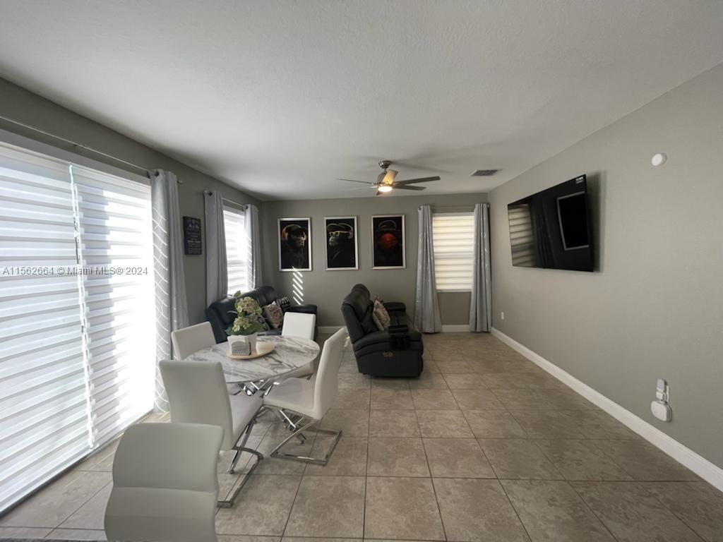 3506 W 86th Ter
