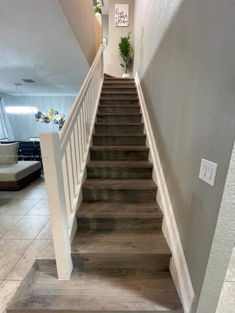 3506 W 86th Ter