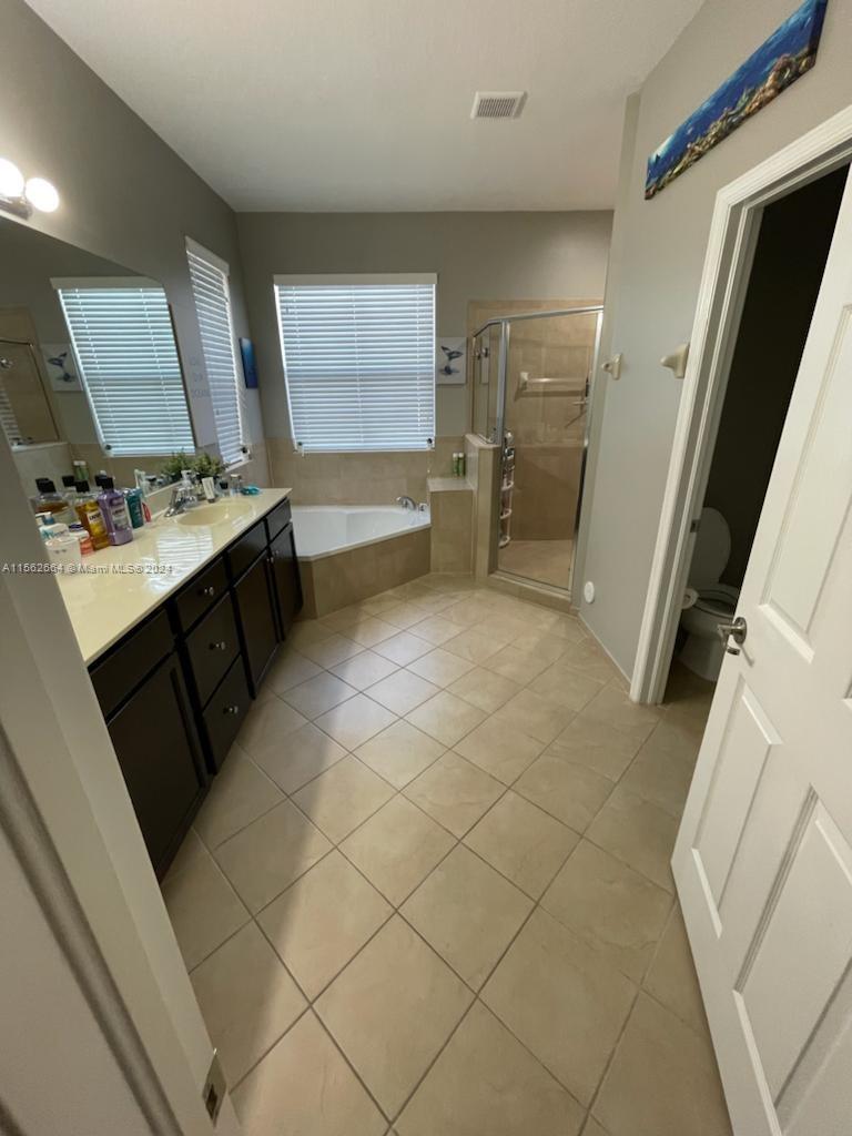 3506 W 86th Ter