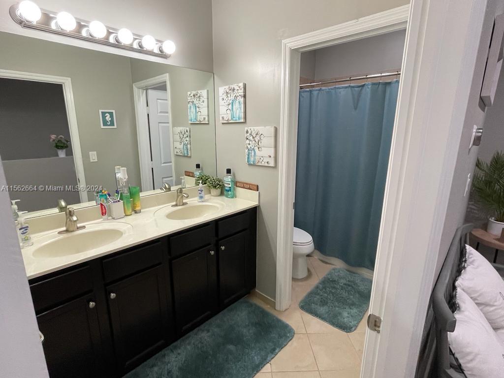 3506 W 86th Ter