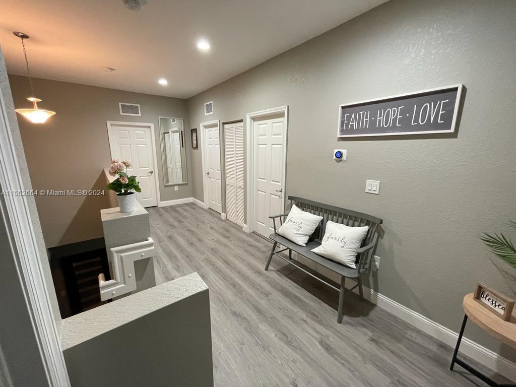 3506 W 86th Ter
