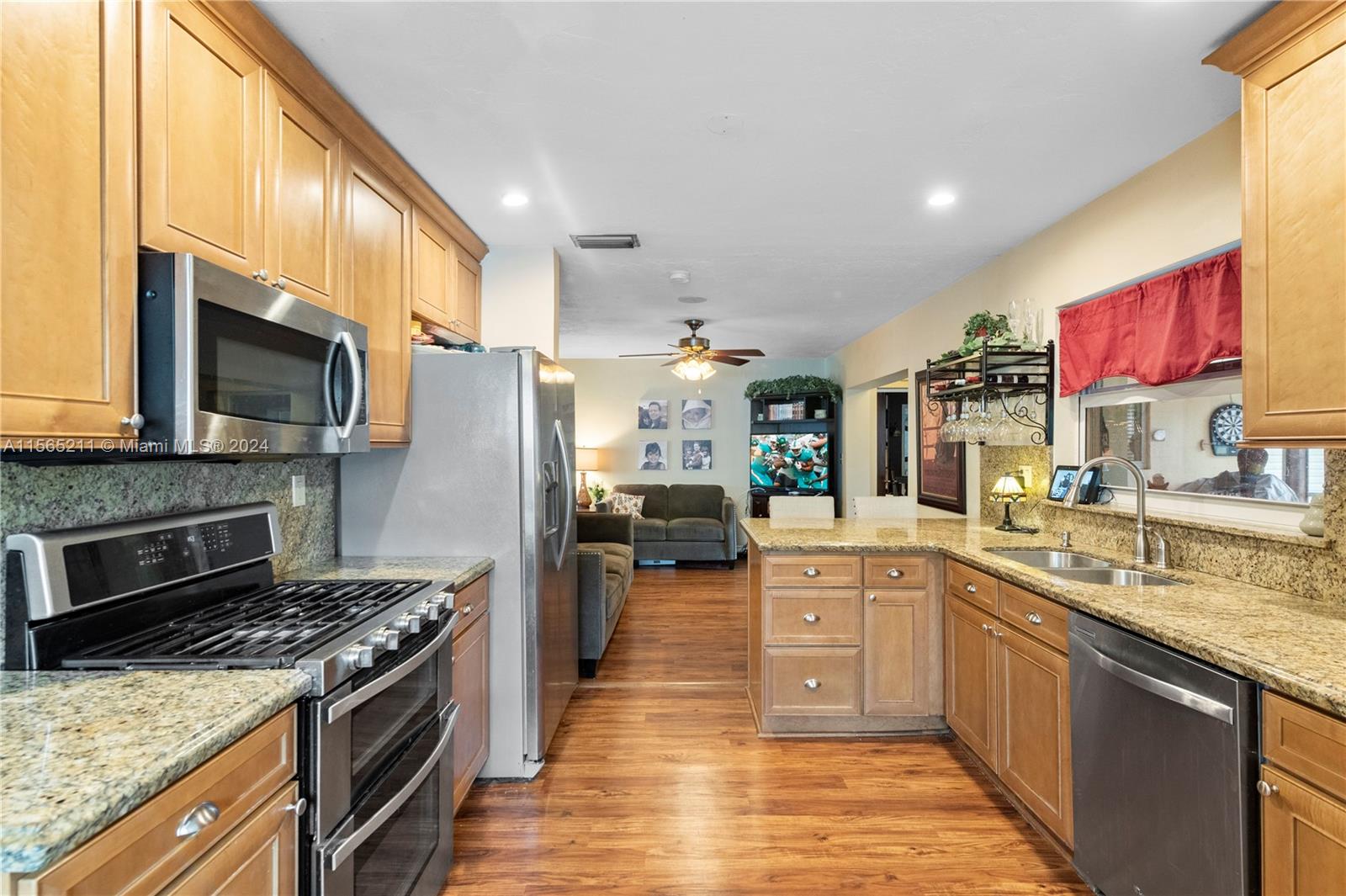 12430 SW 106th Ter