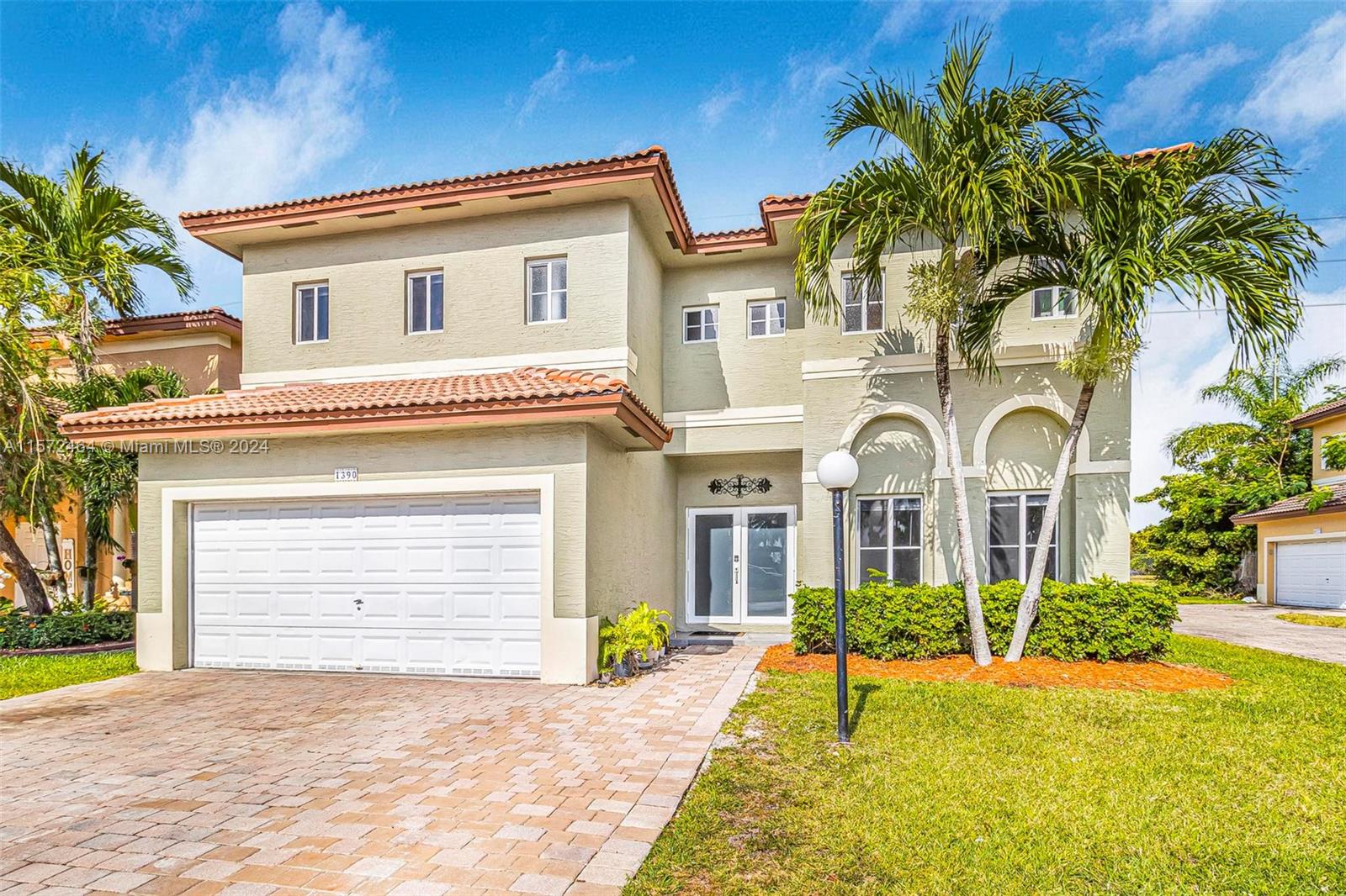1390 NE 41st Pl