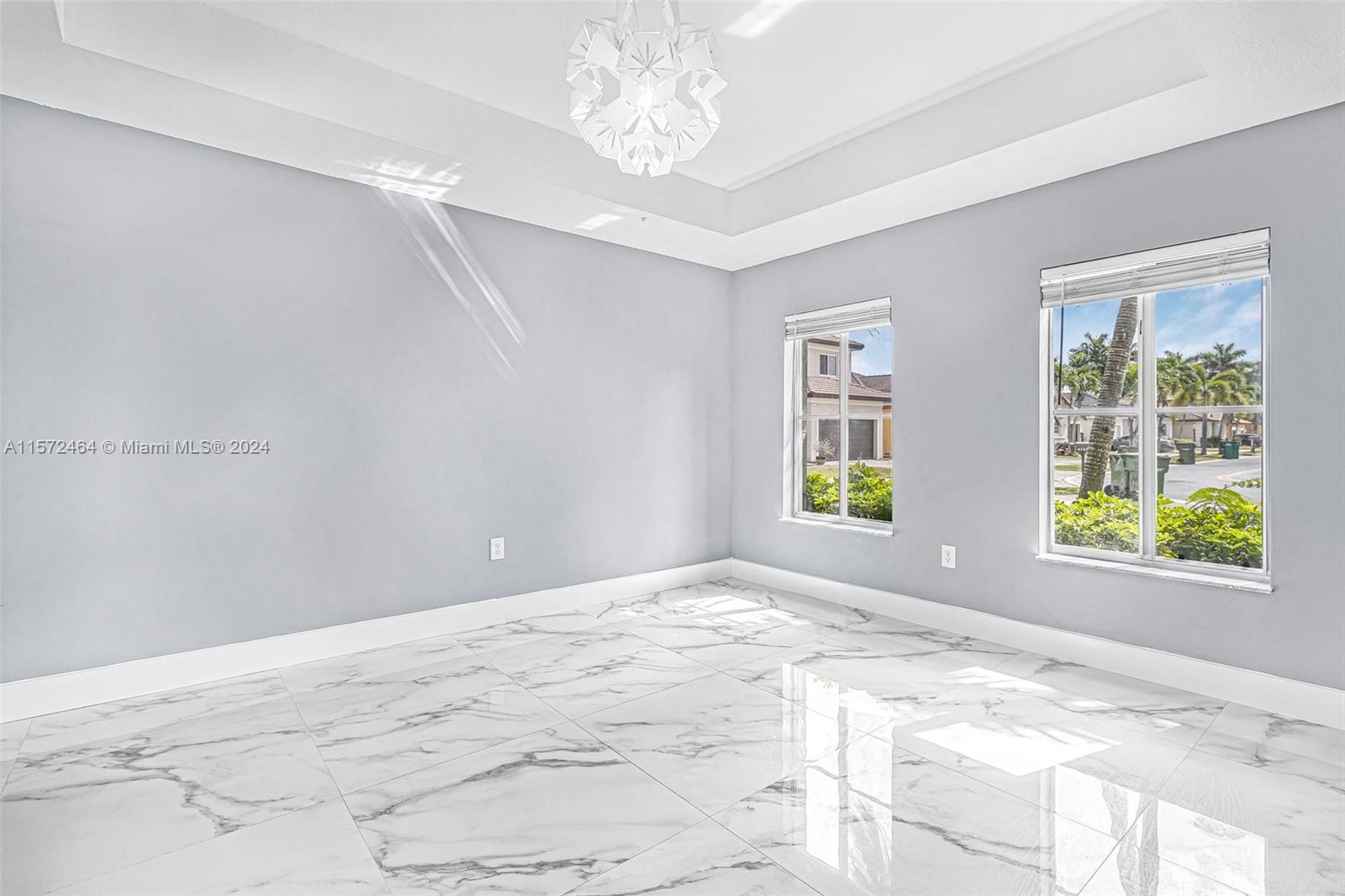1390 NE 41st Pl