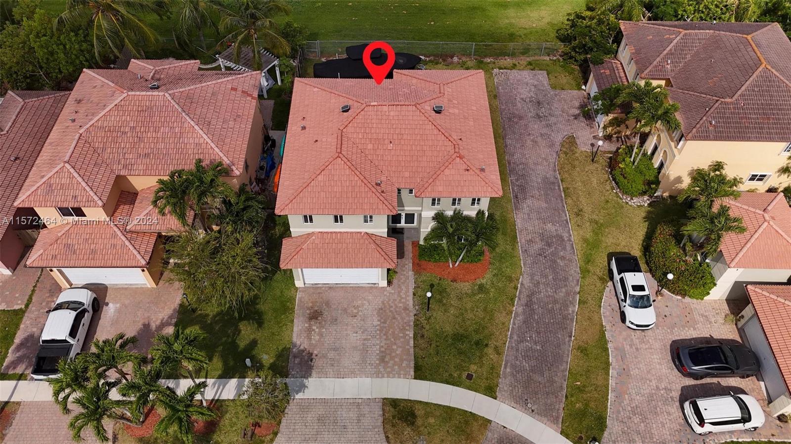 1390 NE 41st Pl
