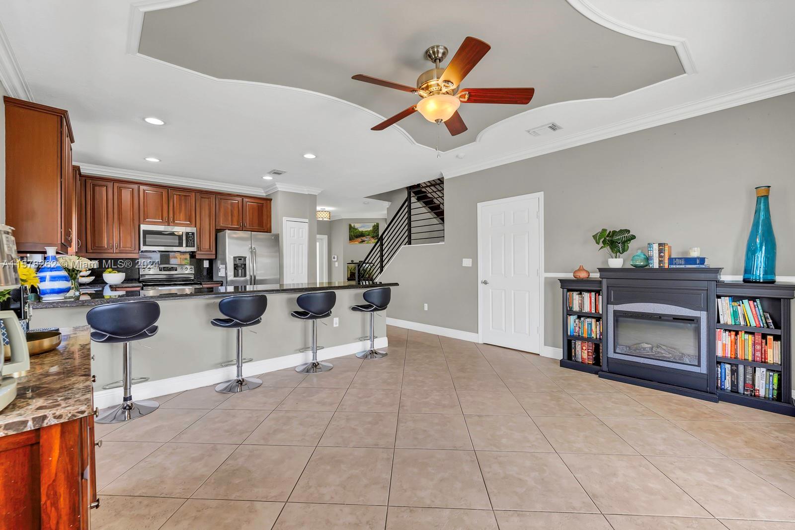 449 SE 31st Ave