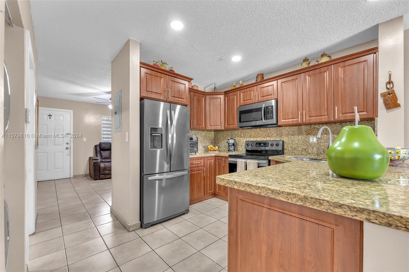 8851 NW 119th St # 3 Unit: 3110-3