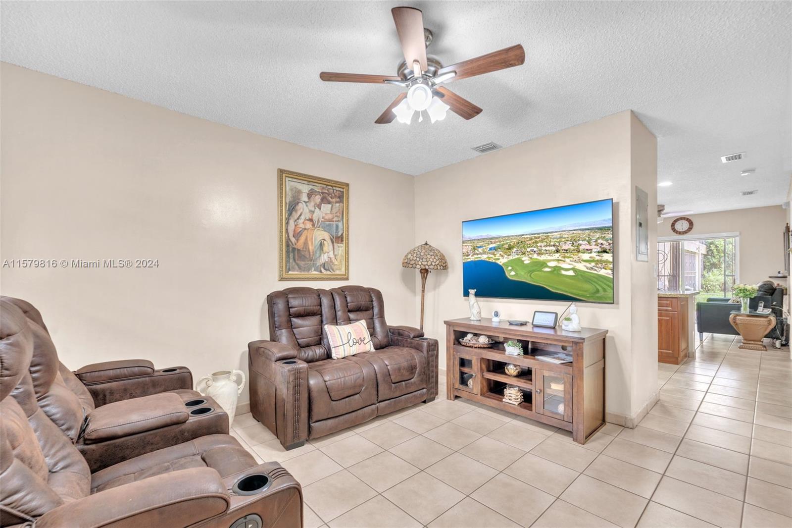 8851 NW 119th St # 3 Unit: 3110-3