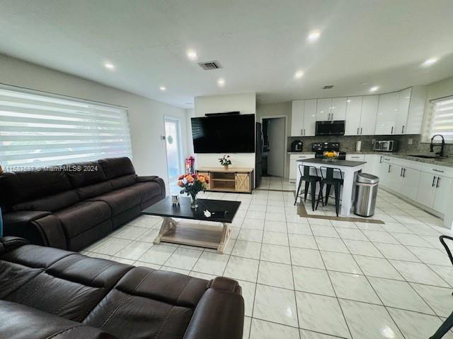 8481 NW 15th Ct
