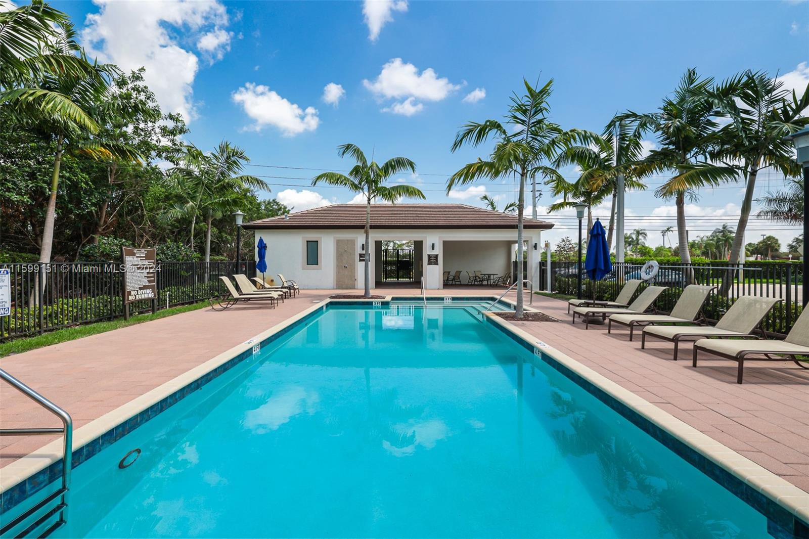 167 SW 185th Way