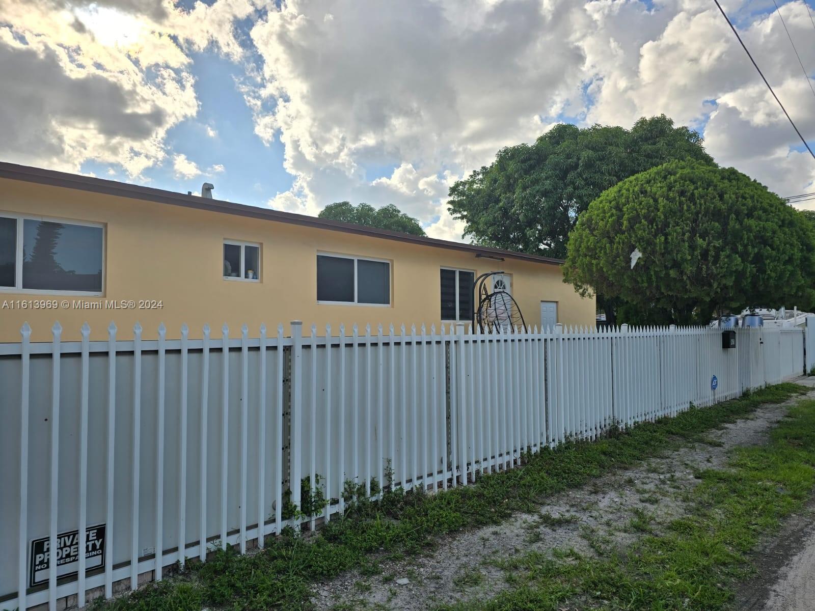 3158 NW 95th St