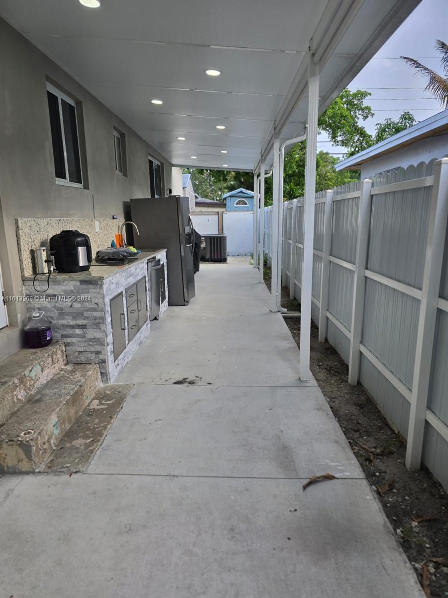 3158 NW 95th St