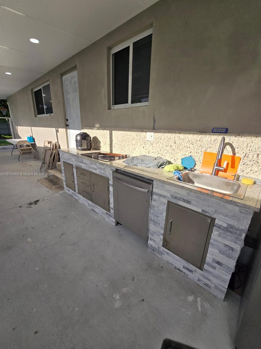 3158 NW 95th St