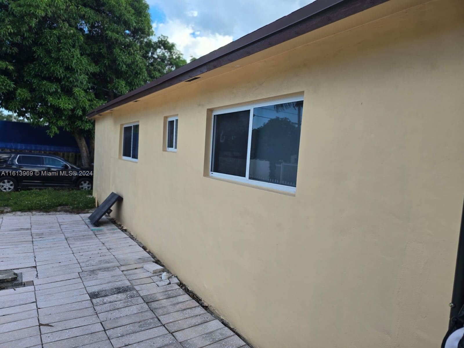 3158 NW 95th St