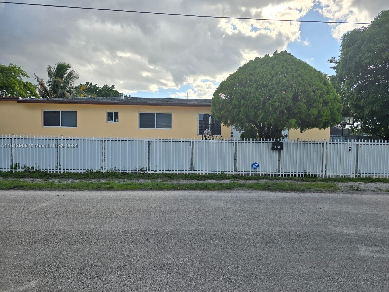 3158 NW 95th St