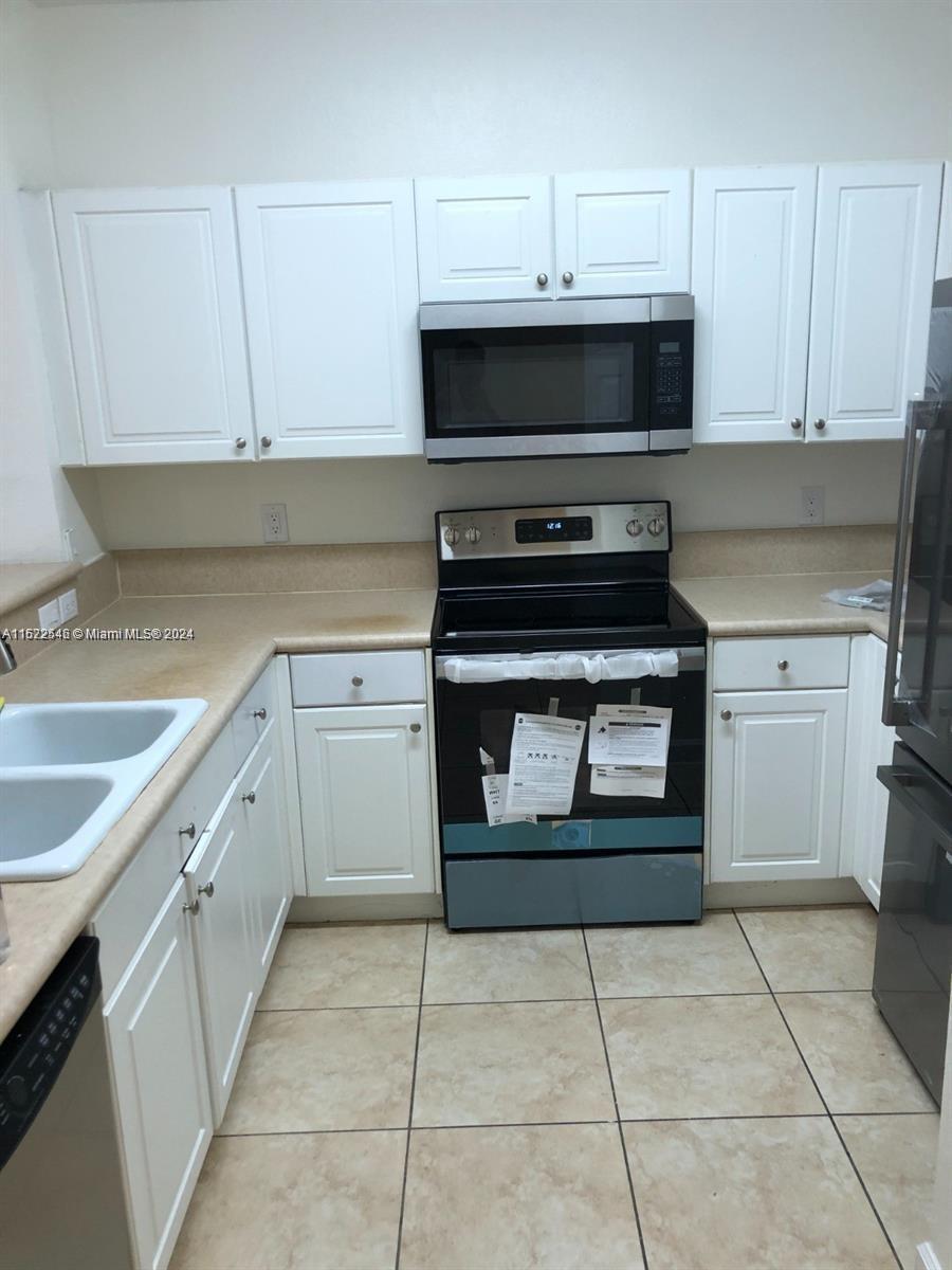 230 SE 29th Ave # 6