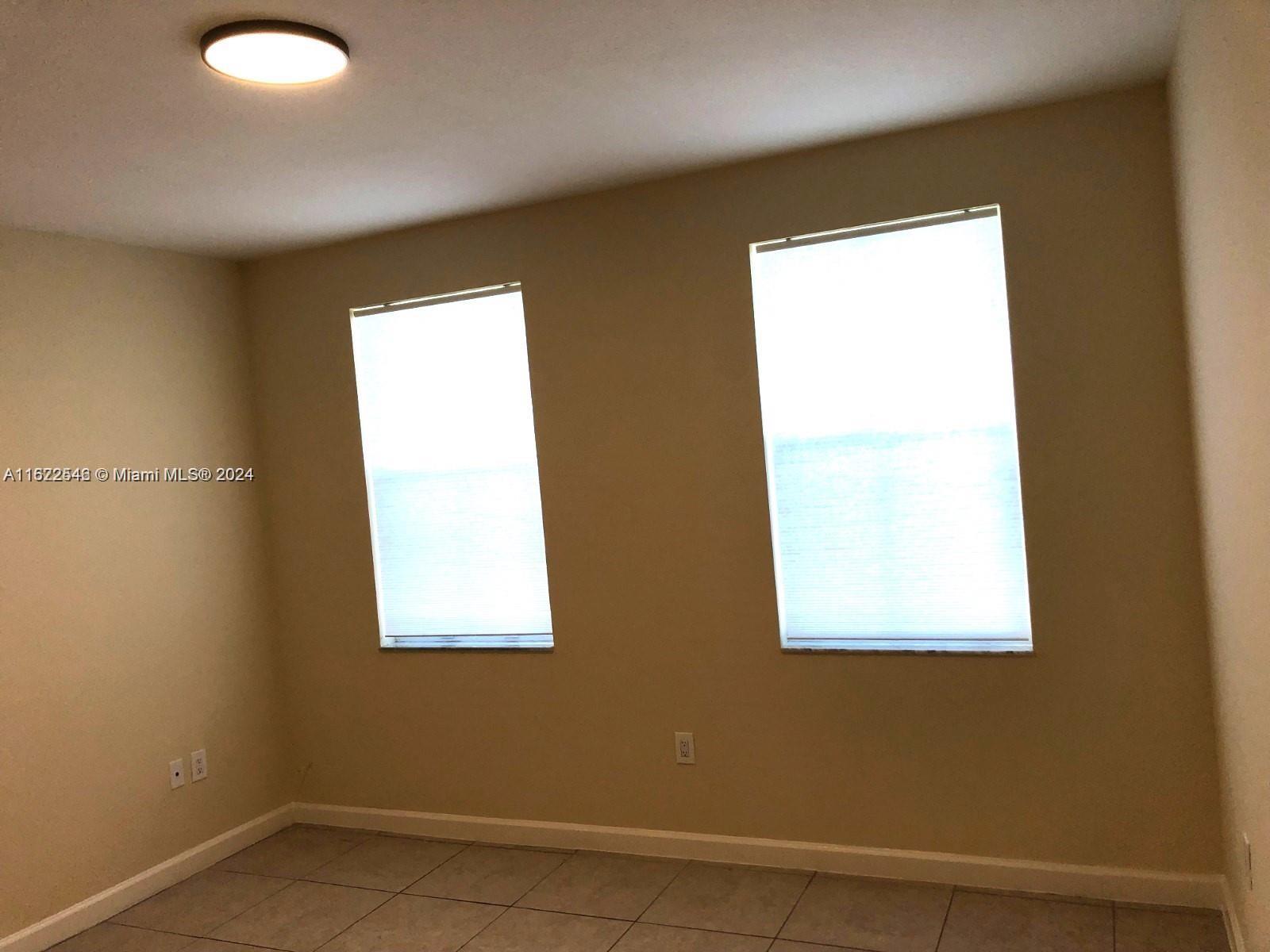 230 SE 29th Ave # 6