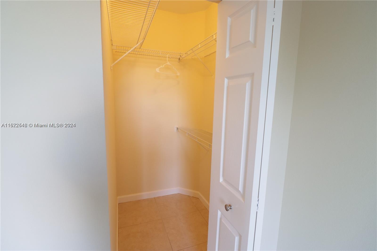 230 SE 29th Ave # 6