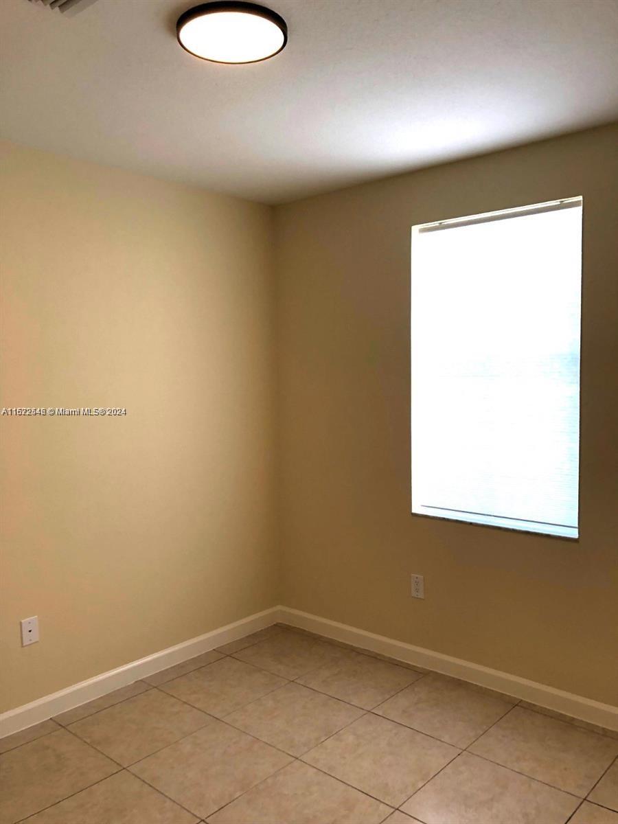 230 SE 29th Ave # 6