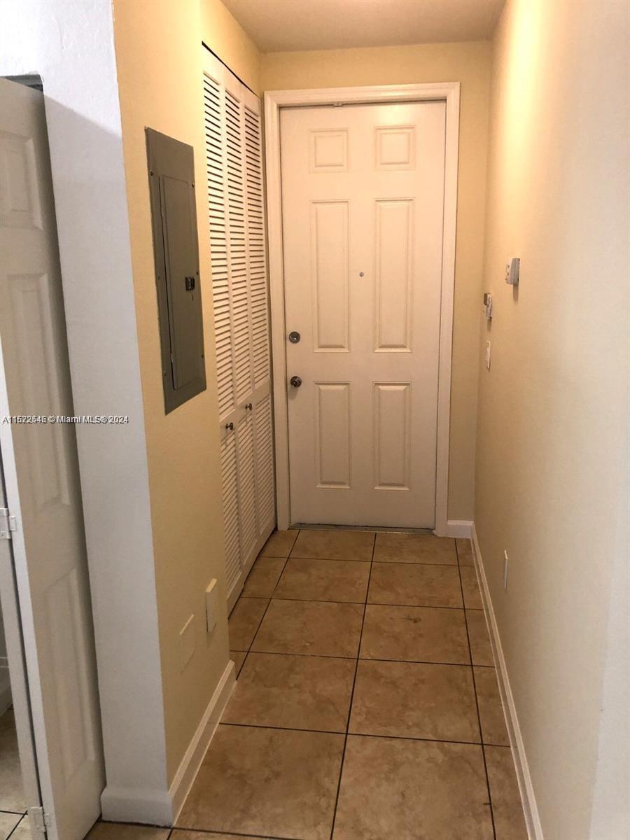230 SE 29th Ave # 6