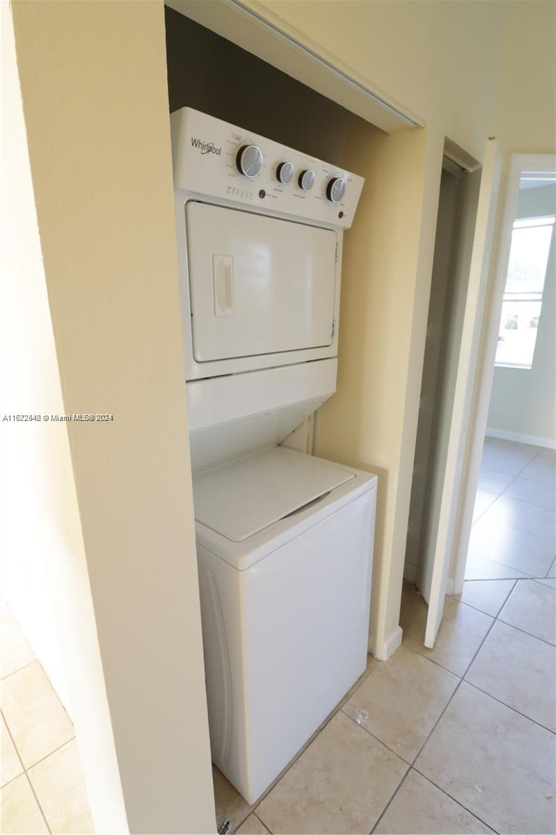 230 SE 29th Ave # 6