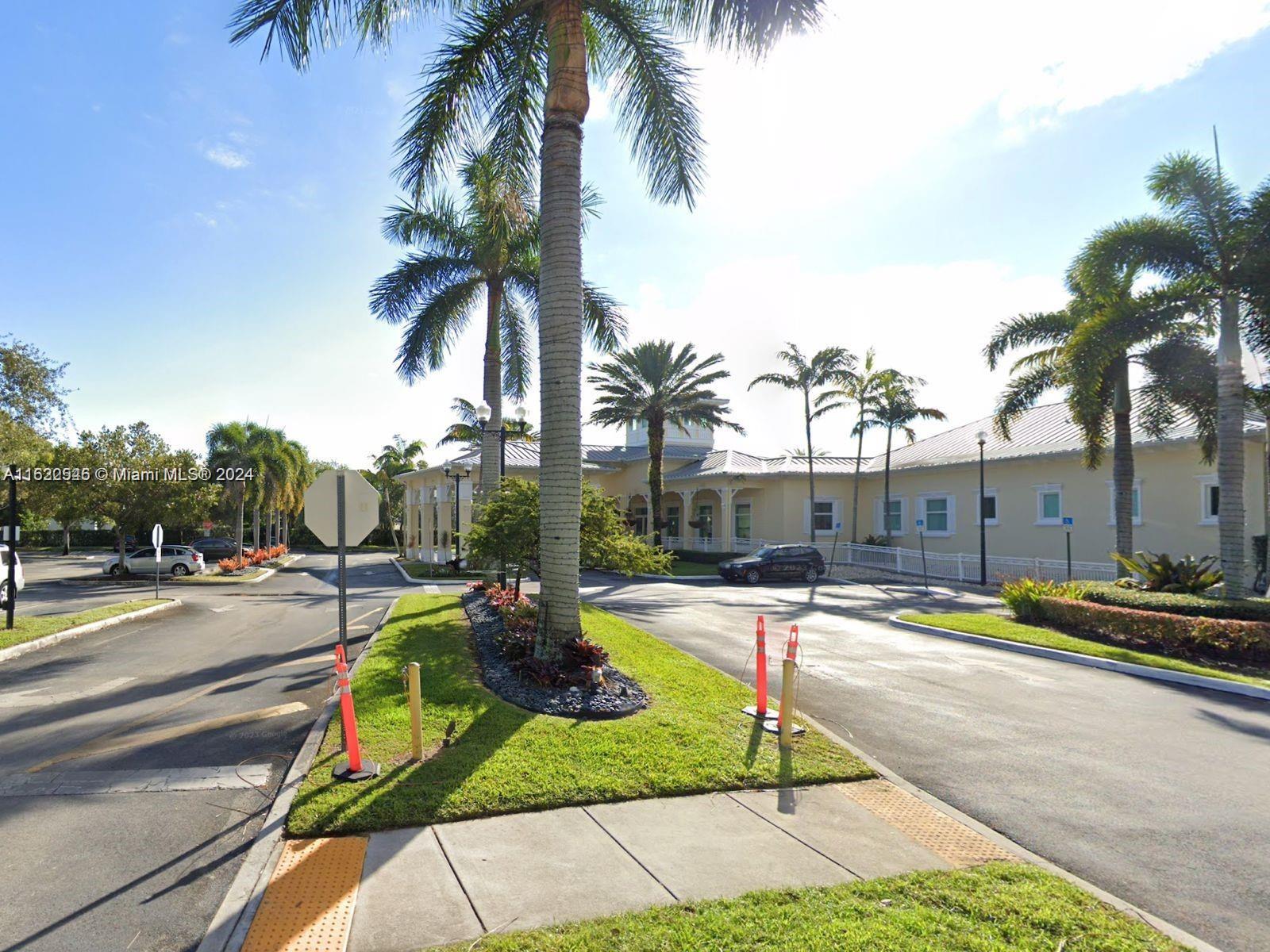 230 SE 29th Ave # 6