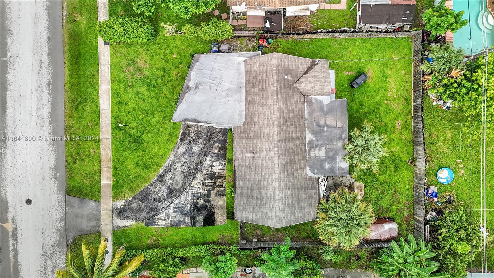 3401 NW 32nd Ct