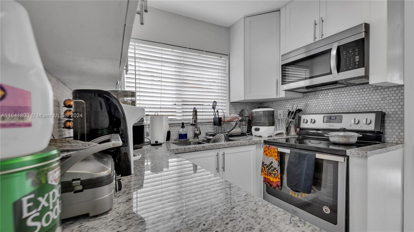 3401 NW 32nd Ct