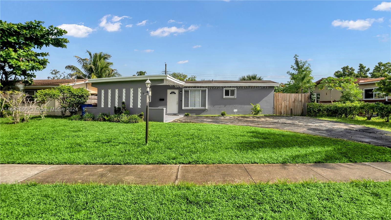 3401 NW 32nd Ct