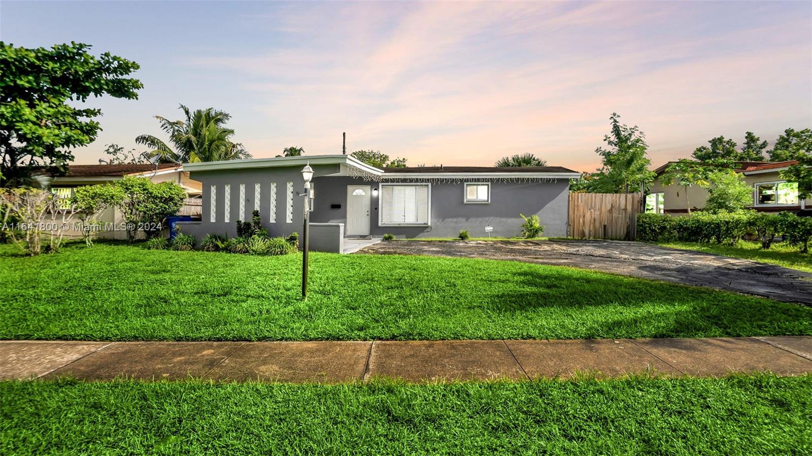 3401 NW 32nd Ct