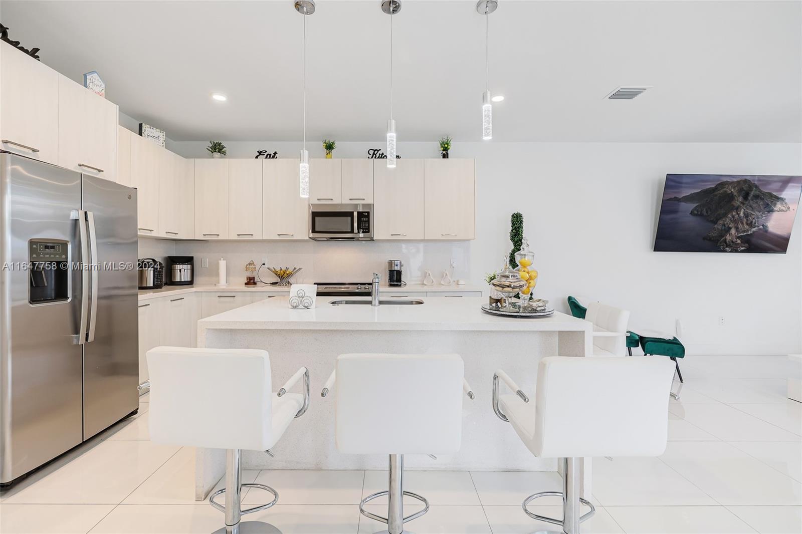 15808 SW 136th Way # 8 Unit: 158-8