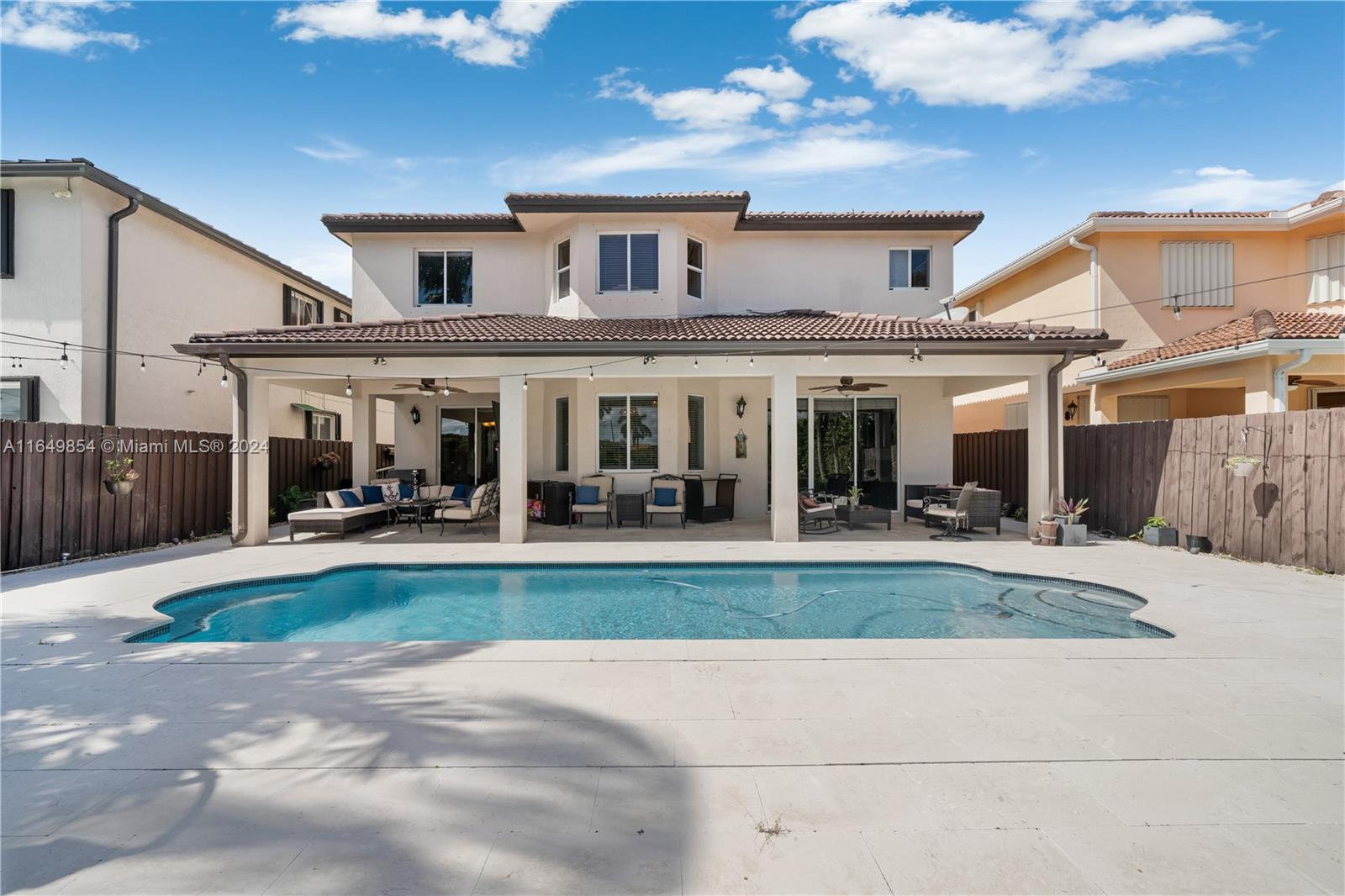16344 SW 54th Ter