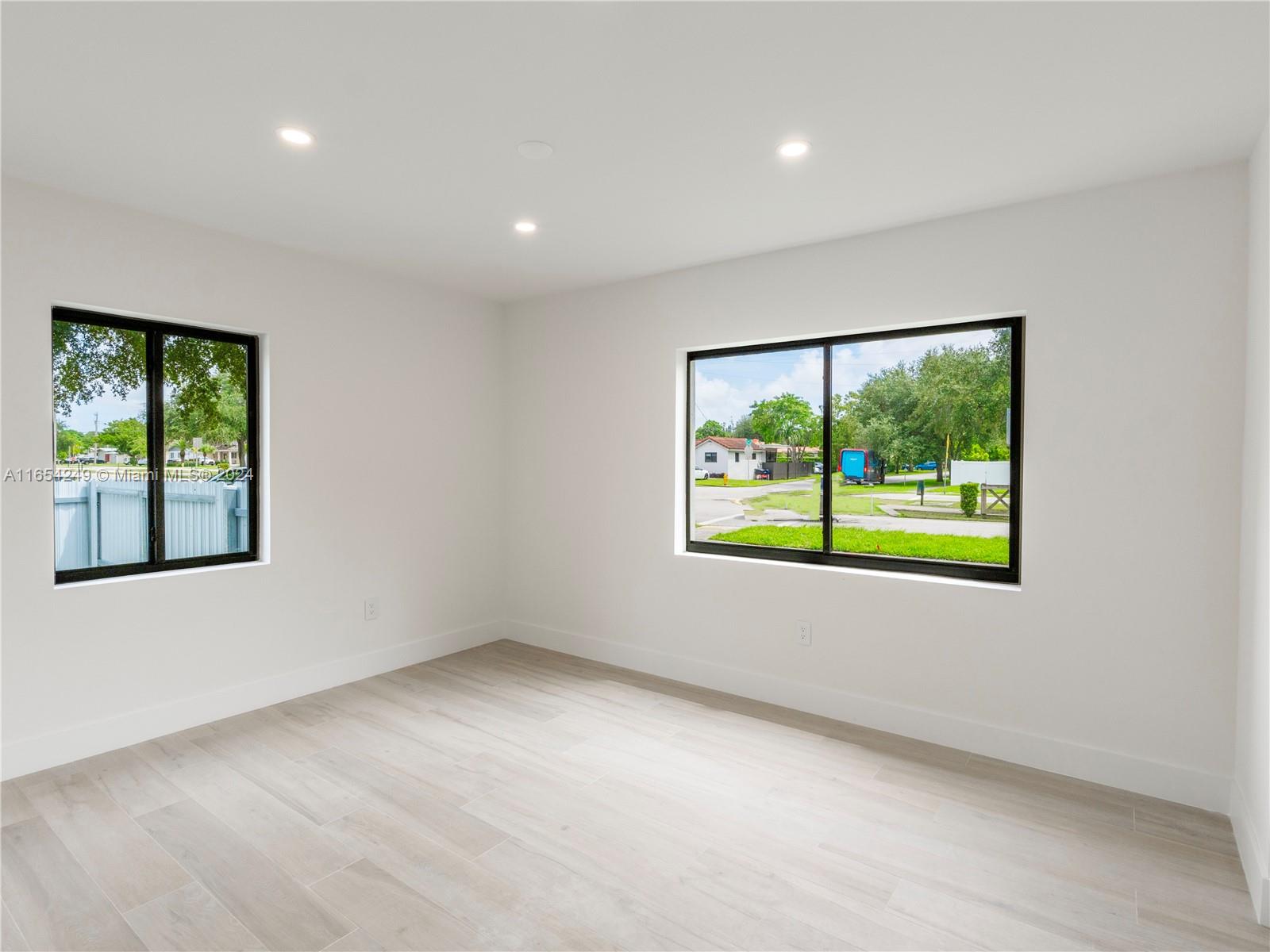 1301 Westward Dr