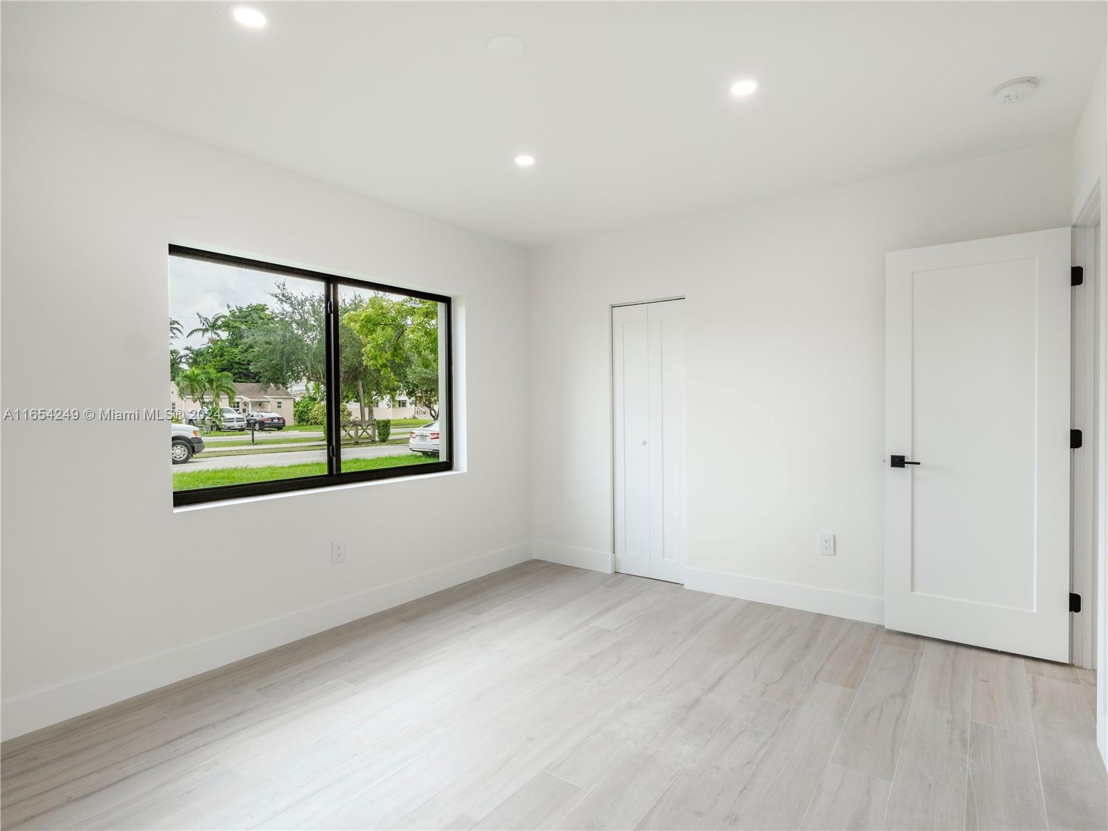 1301 Westward Dr