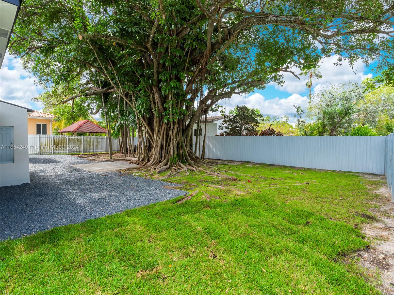 1301 Westward Dr
