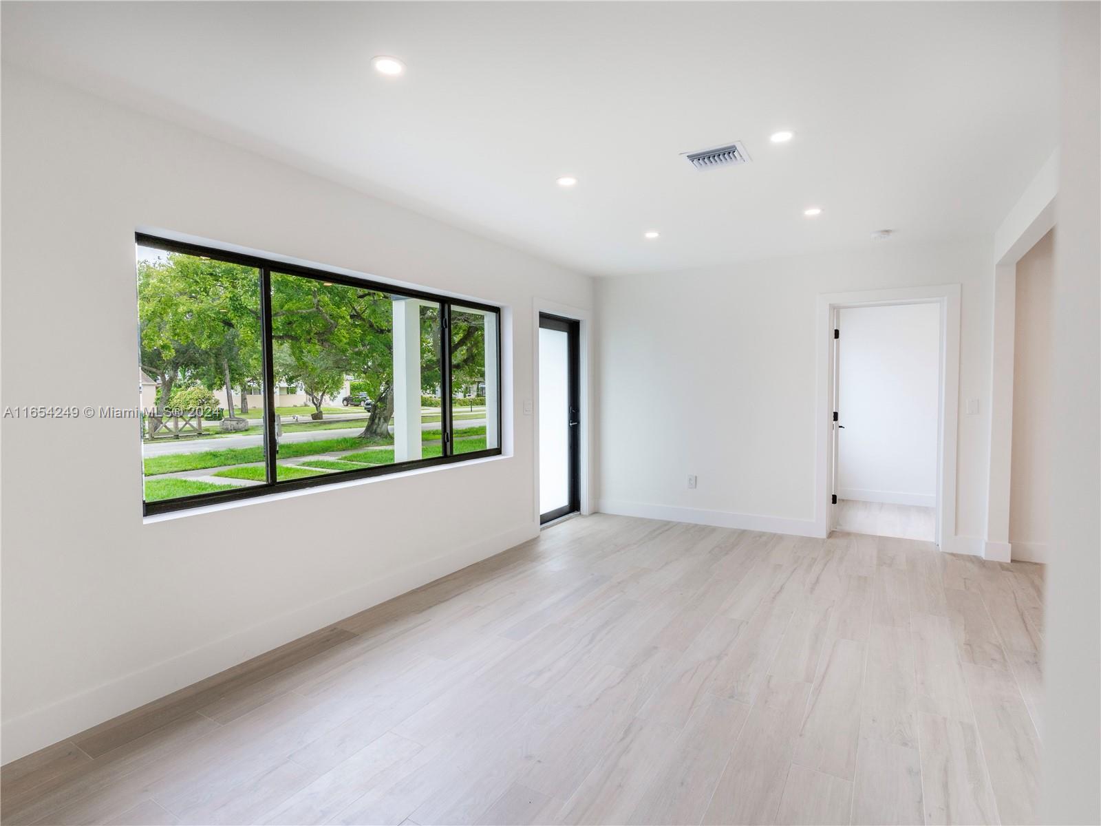 1301 Westward Dr