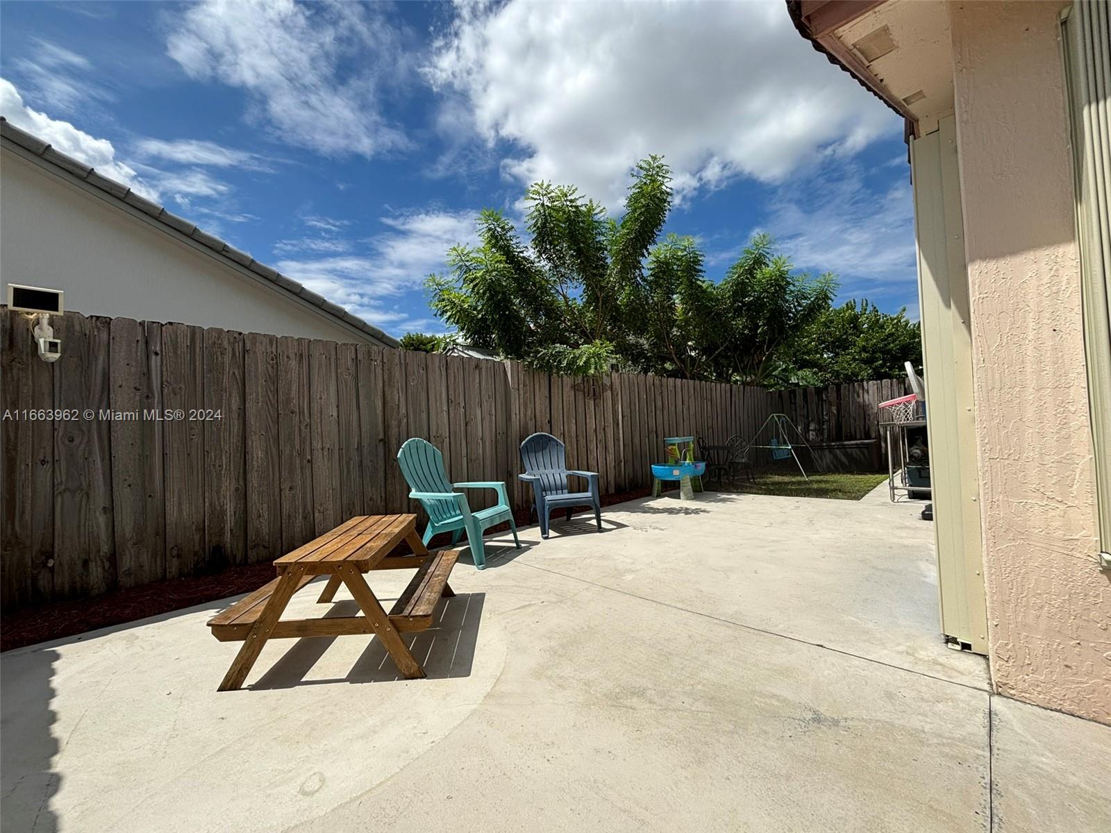 14170 SW 151st Ave