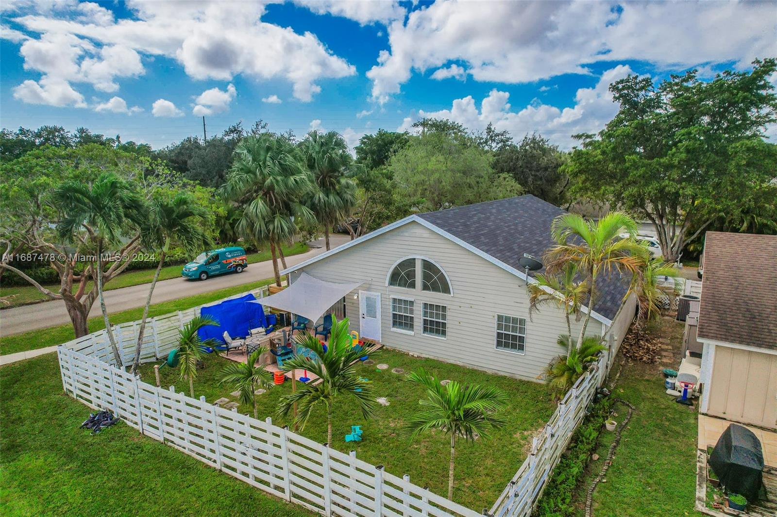 14921 SW 140th Ct