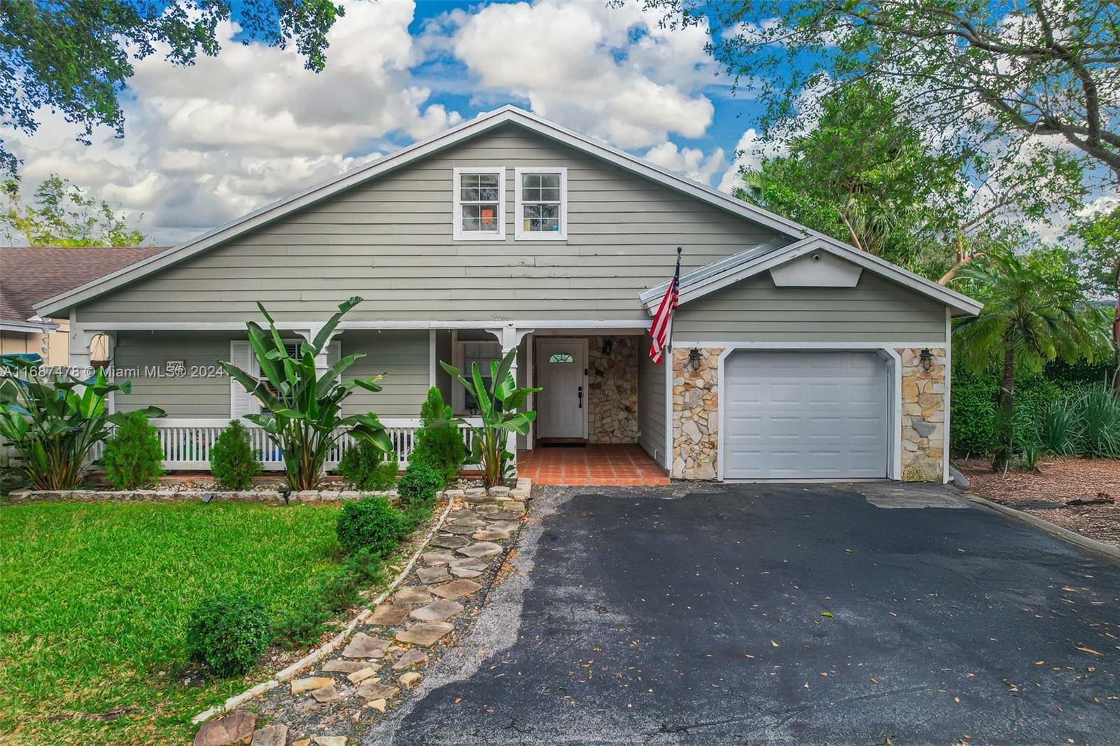 14921 SW 140th Ct