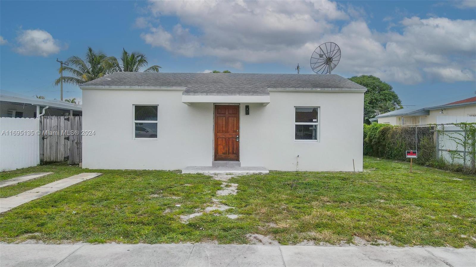 860 NW 35th Ave