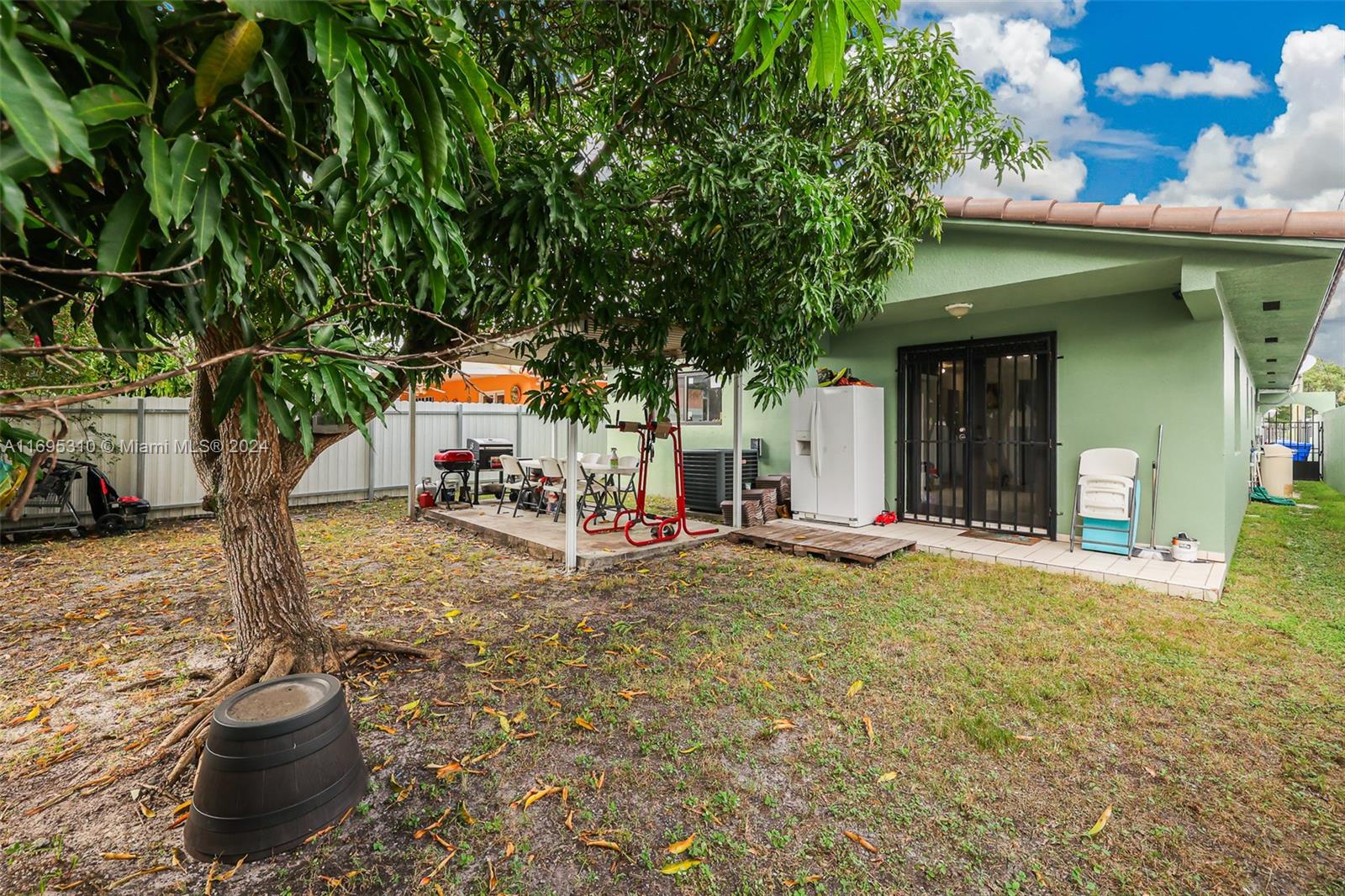 5720 SW 2nd Ter