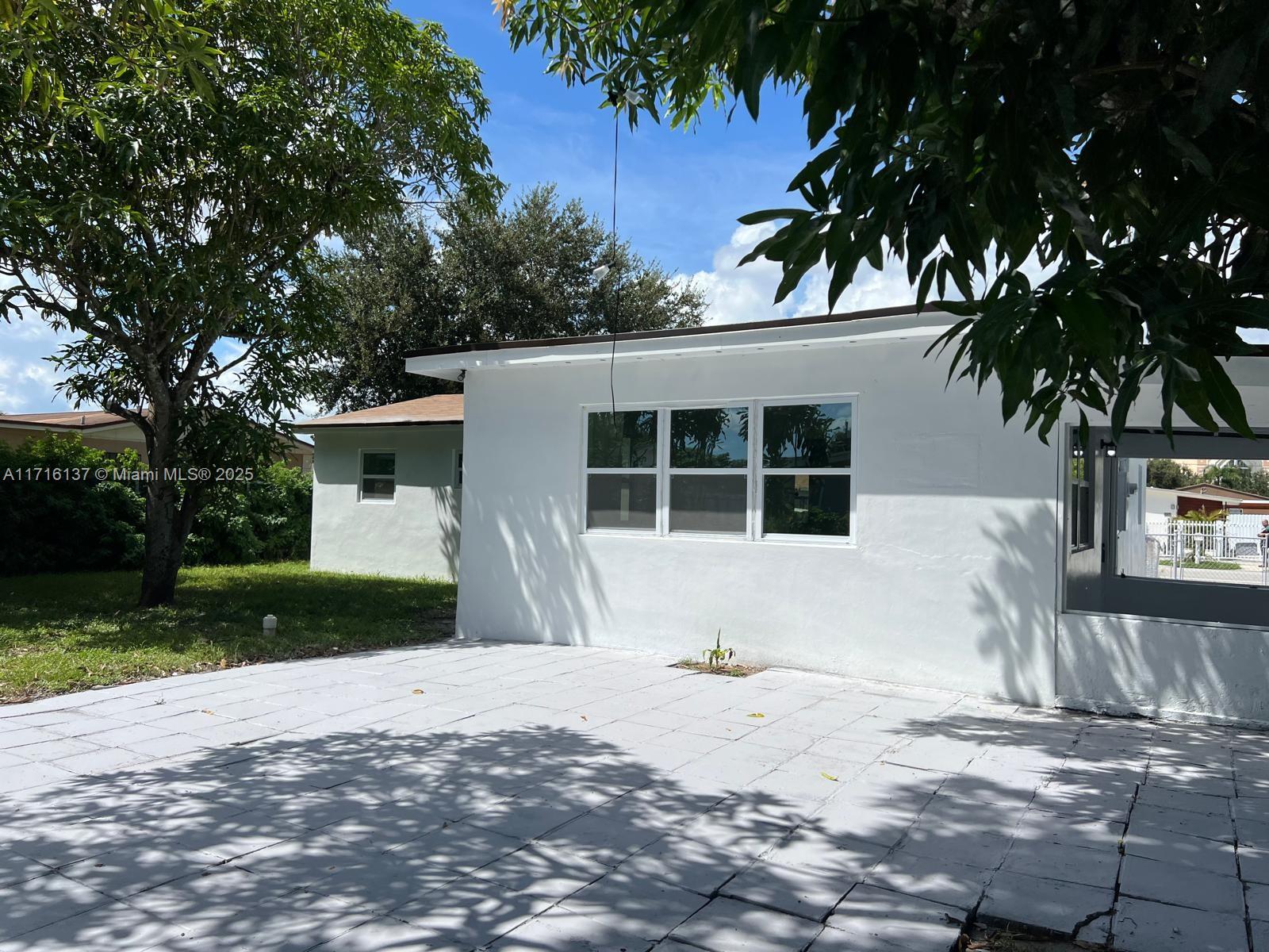 3340 NW 211th St