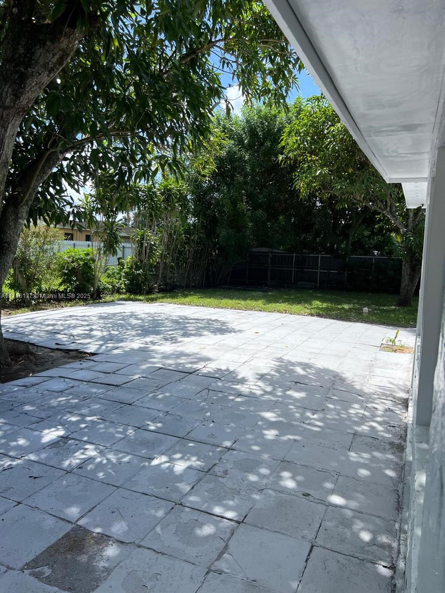 3340 NW 211th St